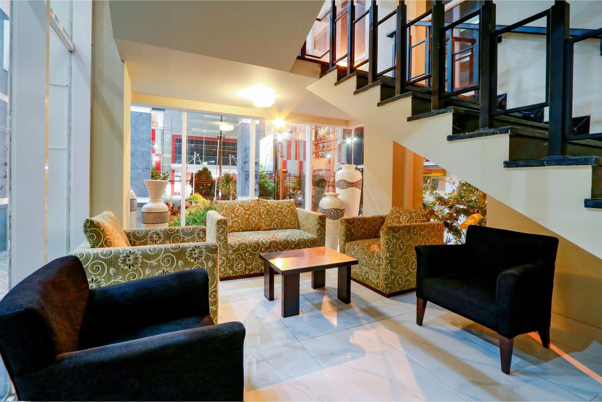 Hotel Dafam Pekalongan Exterior photo